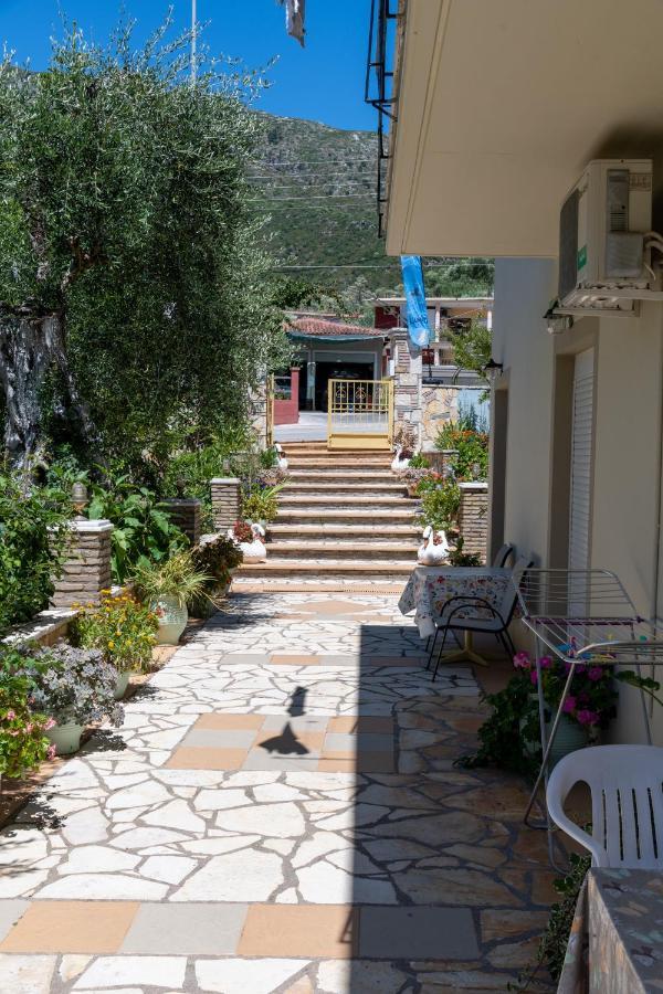 Lambrini Studios Parga Exterior photo